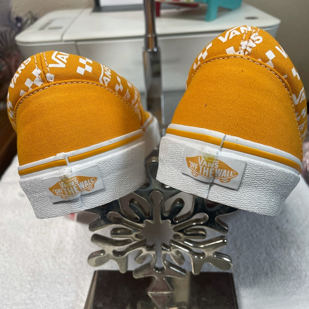 Vans Classic Slip On Logo Repeat - Picture 4 of 6